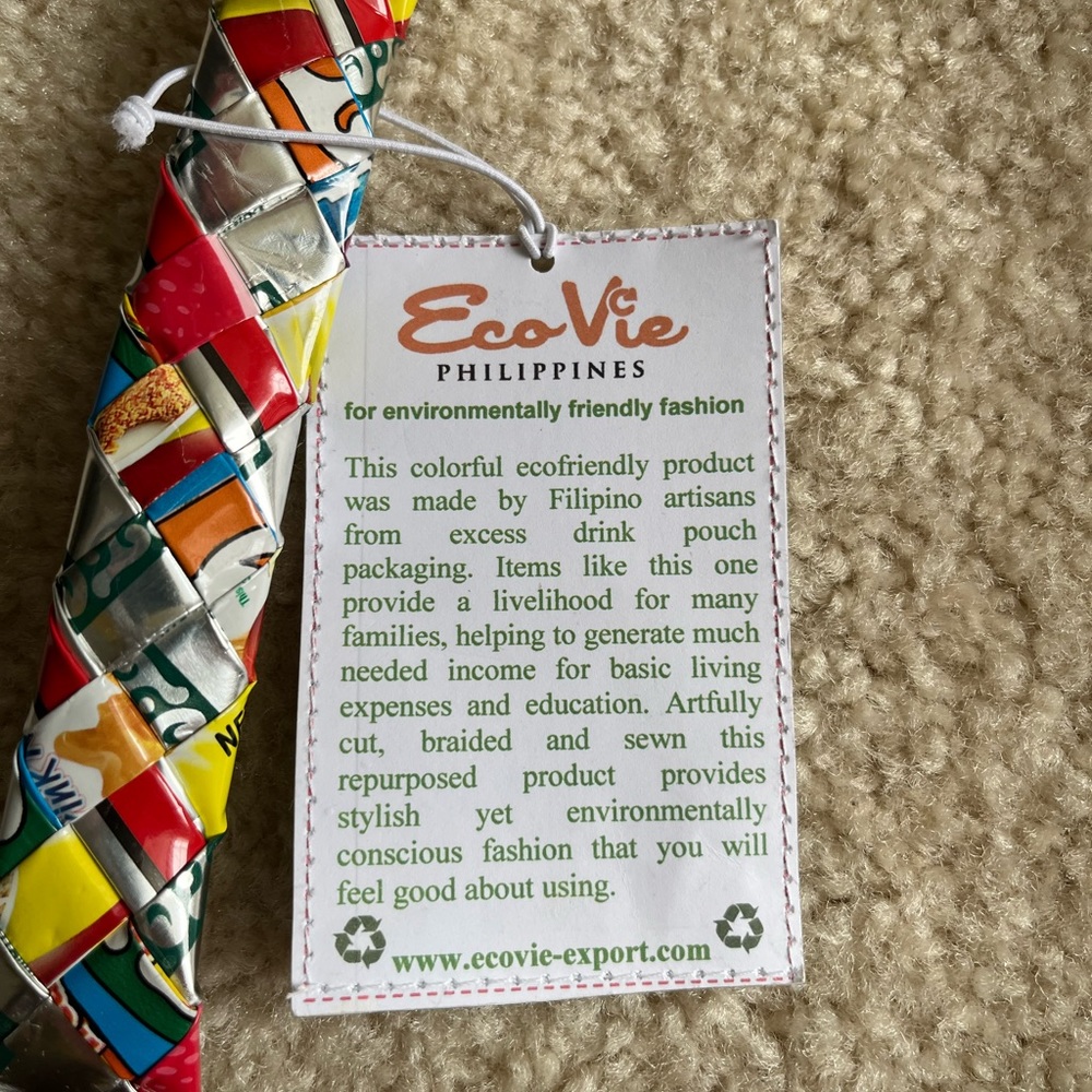 Eco Vie Environmentally Friendly Philippines Recycled Multicolor Braided Tote - Picture 2 of 8